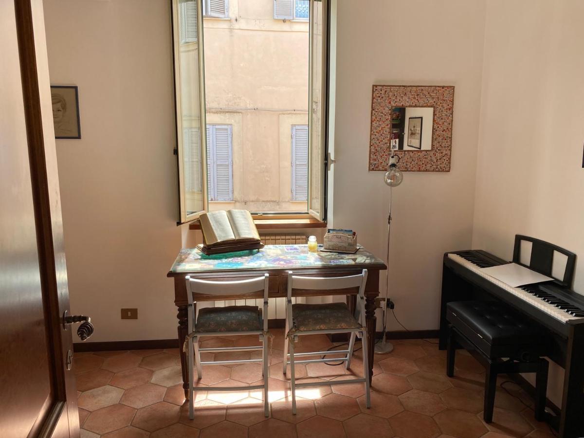 La Luce Del Borgo Apartment กัสเตลกันดอลโฟ ภายนอก รูปภาพ